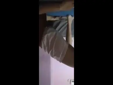 Dokumentasi Gadis Cantik Live Bersantai Kasur Senam