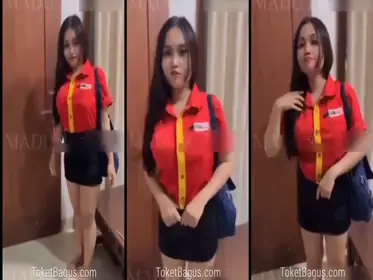 Dokumentasi Gadis Kasir Cantik Bersantai Kasur