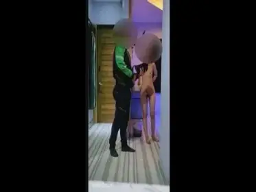 Dokumentasi Pelanggan Cantik Bersama Ojek Kasur