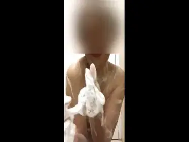 Dokumentasi Tante Janda Cantik Bersantai Di Kasur