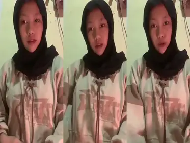 Dokumentasi Ukhti Hijab Elin Cantik Live Kasur