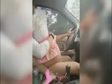 Gadis Bali Cantik Pasrah Kasur Mobil Sepi