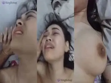Gadis Cantik Pasrah Goyang Kasur Nikmat
