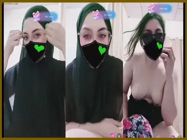 Live Host Tante Moy Naa Hijab Blasteran Cantik