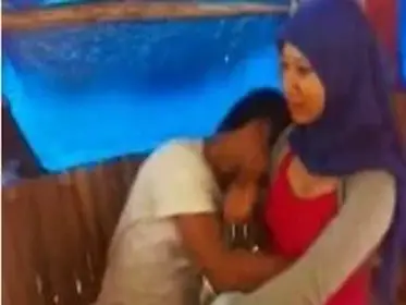 Mahasiswi Sidempuan Cantik Pasrah Kasur Gubuk