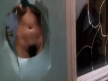 Tante Cantik Pasrah Goyang Kasur Threesome